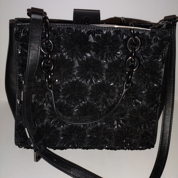 Michael kors purse - Picture 5 of 9